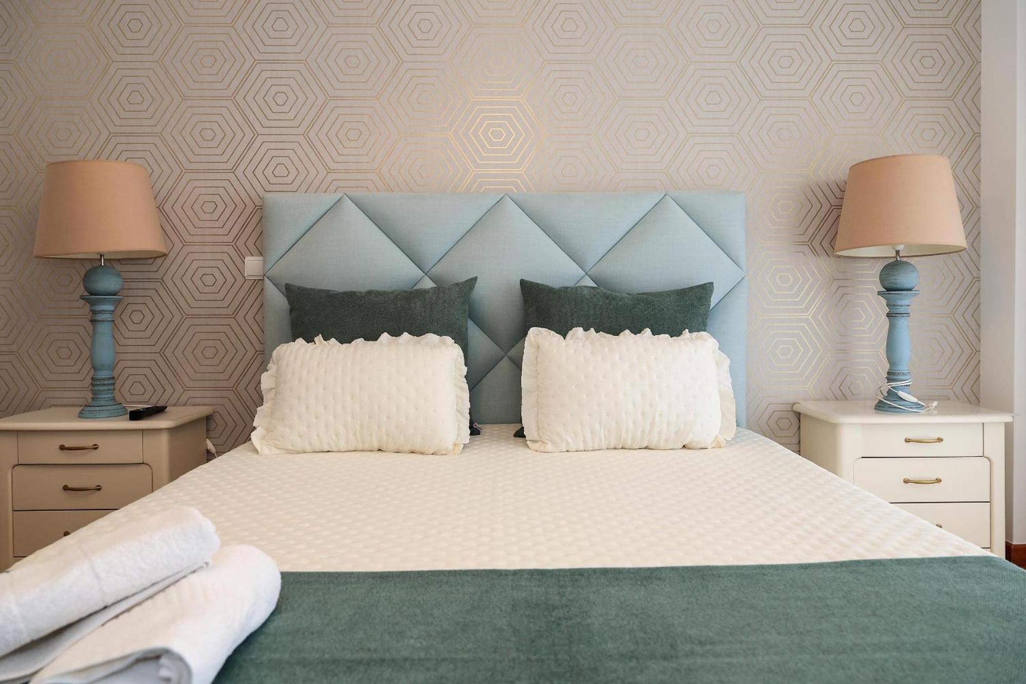 Moradia Chicharro Hotel Назаре Екстериор снимка